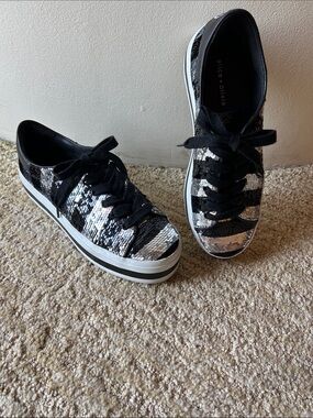 Alice + Olivia Black and Silver Sequin Platform Sneakers